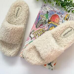 Goodnight Slipper Jeffrey Campbell Ivory Fluffy 10 New in Box